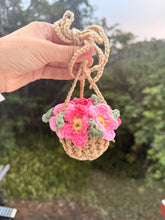 Load image into Gallery viewer, Floral Mini Basket
