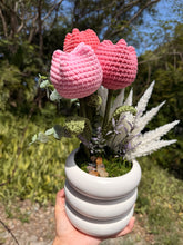 Load image into Gallery viewer, Jardín de tulipanes