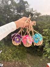 Load image into Gallery viewer, Floral Mini Basket