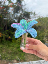 Load image into Gallery viewer, Matraz Flower
