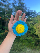 Load image into Gallery viewer, Florecita Keychain
