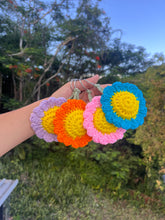 Load image into Gallery viewer, Florecita Keychain
