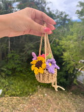 Load image into Gallery viewer, Garden Mini Basket
