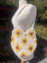 Load image into Gallery viewer, Sunflower bag
