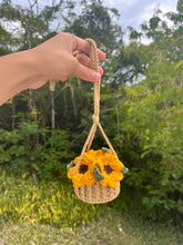 Load image into Gallery viewer, Sunflower Mini Basket

